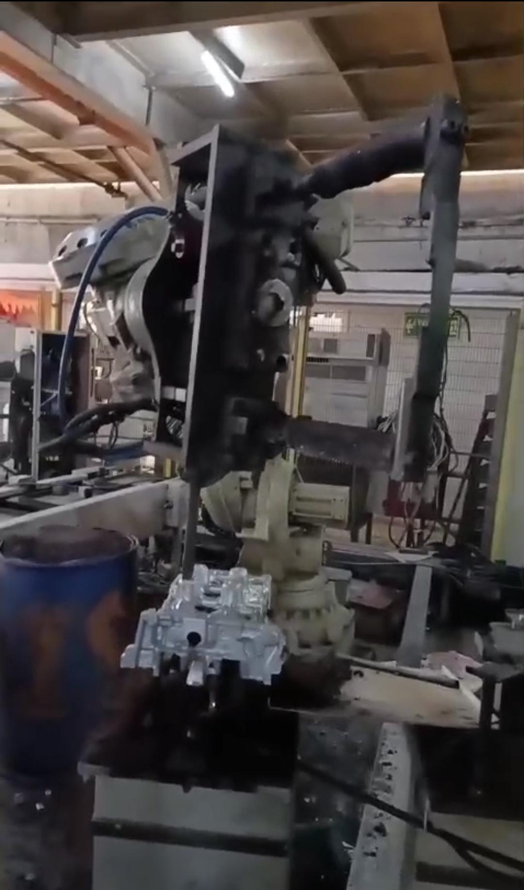 Powder coating robot